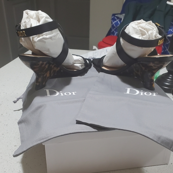 Dior Shoes - Picture 3 of 5